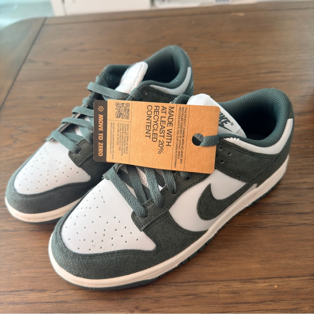 Nike Dunk Low Photon Dust/Vintage Green - Picture 1 of 8
